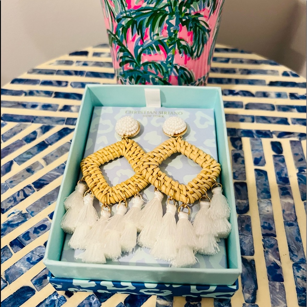 🦩🌸💝🌴Christian Siriano NY coastal/tropical earrings